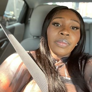 Meet your Posher, Montrice